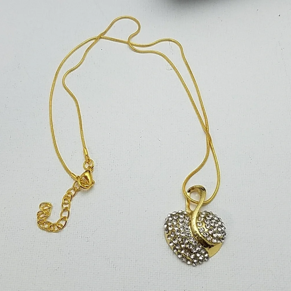 Gold Tone Rhinestone Heart 18" Necklace - Picture 2 of 3